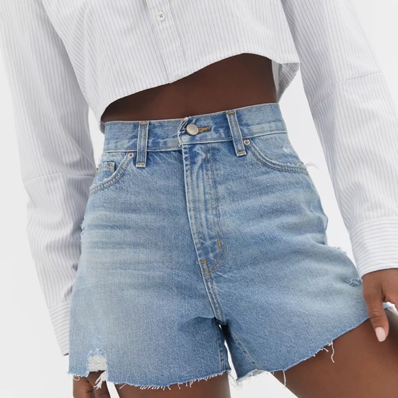 Urban Outfitters Pants - URBAN OUTFITTERS BDG A-Line Denim Cutoff Short – Light Wash SIZE 28
